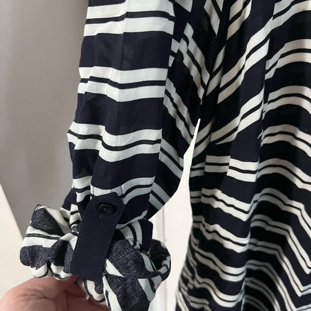 TalbotsWoman 3x Navy and White Striped Button-Up Shirt lightweight coastal - Picture 4 of 7